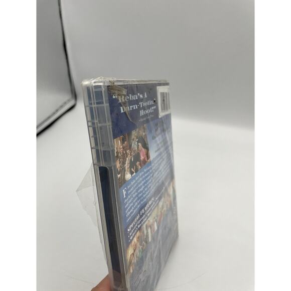 Reba - Complete Third Season (DVD, 2009, 3-Disc Set) NEW, SEALED -D5 - Picture 4 of 4